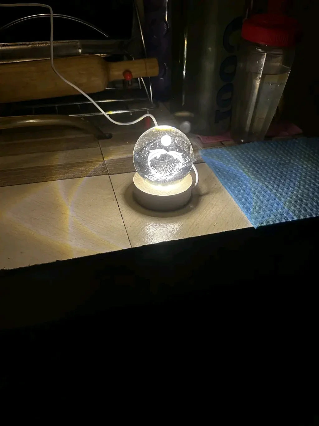 Glass Lamp 3D  Ball Astronomy Night Lamp with Base for Living Room Ornament Solar System Fantasy Decoration LED Colorful Lighting Touch Base Moon Light (dolphin)